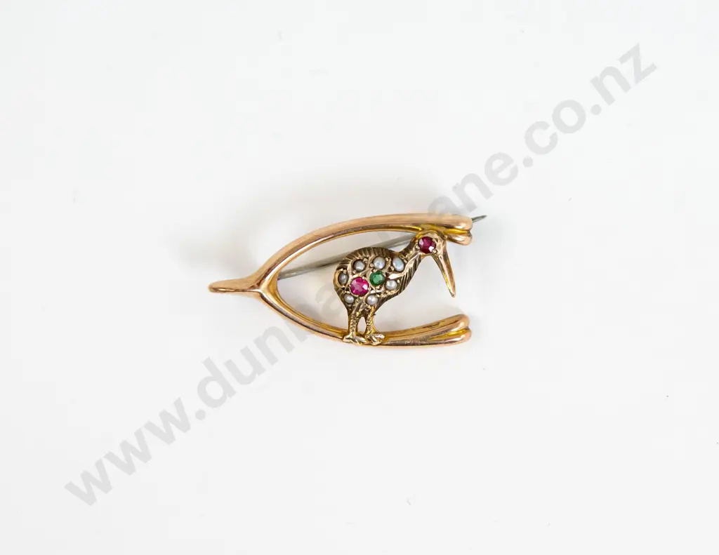 NZ Colonial 9ct Wish Bone Kiwi Brooch Image 1++