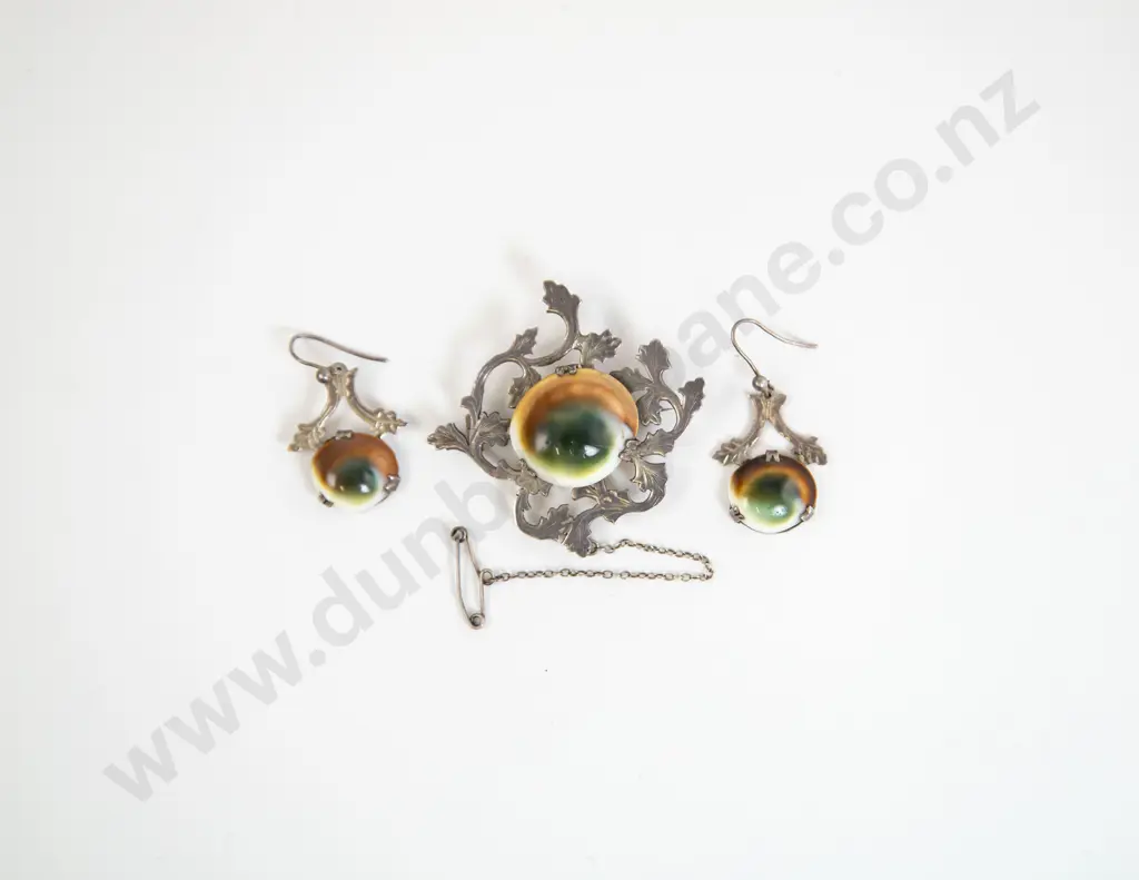 NZ Colonial S/S Cats Eye Pair of Earrings and Brooch Image 1++