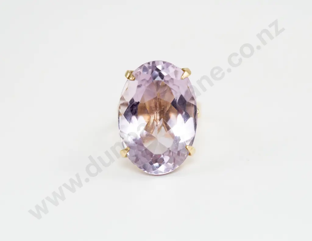 9ct Large Single Amethyst Dress Ring Image 1++