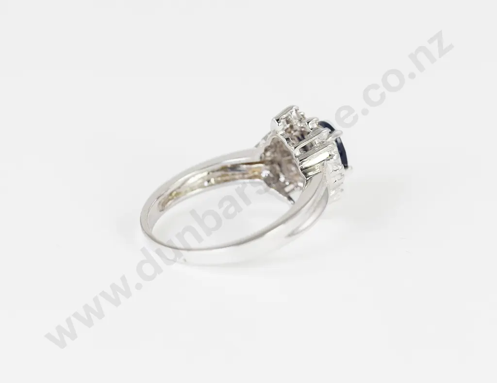 14ct 19stone Sapphire and Diamond Cluster Ring Image 1++