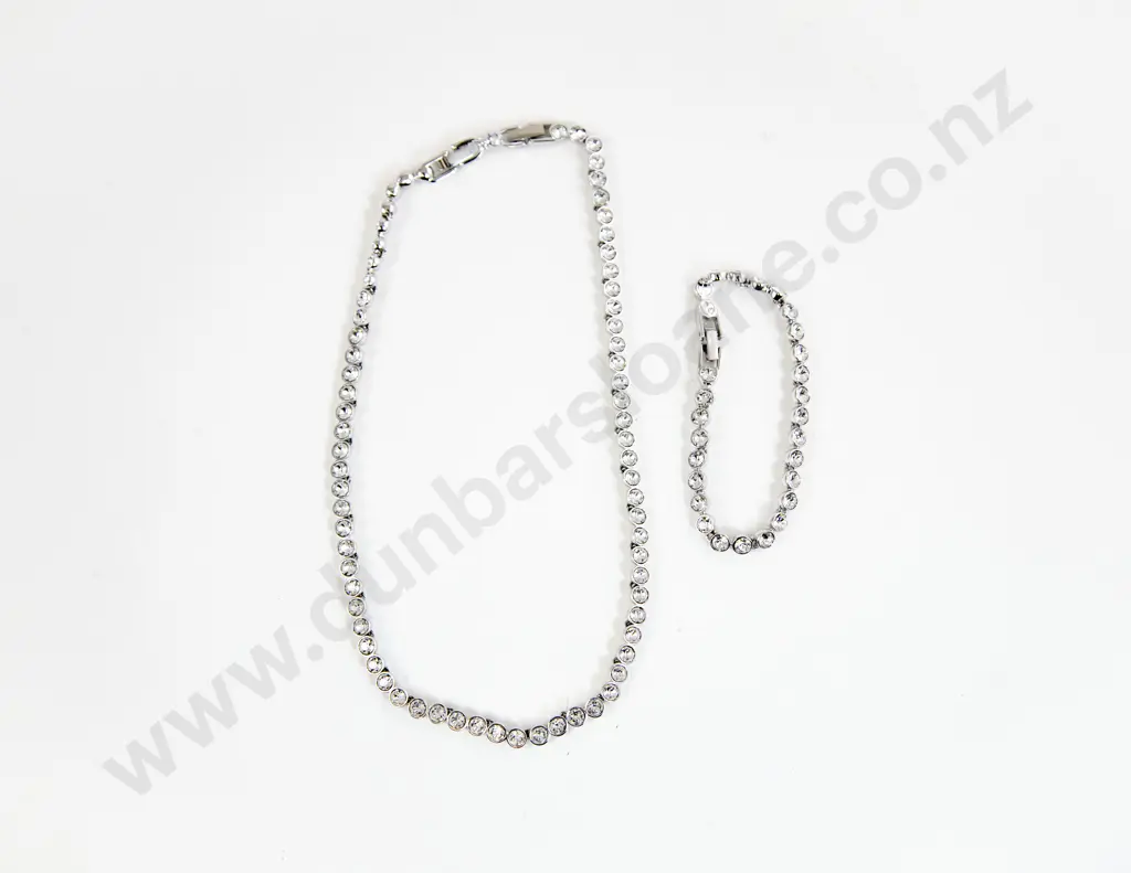 Swarovski Crystal Matching Necklace and Bracelet Set Image 1++