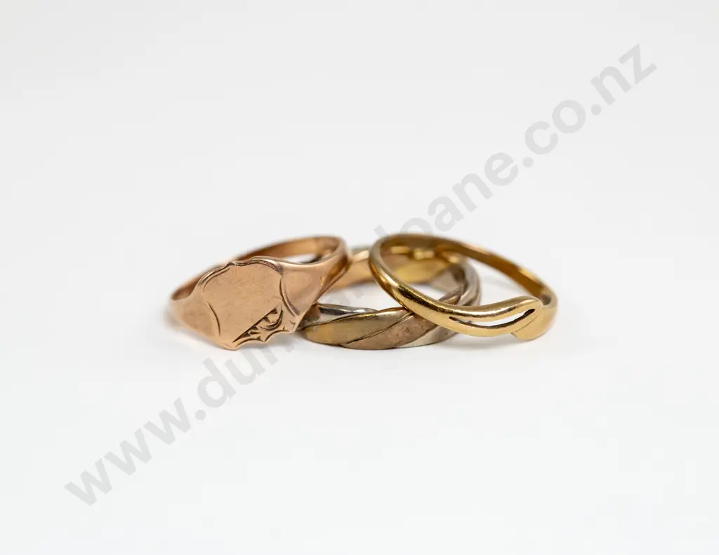 9ct Shield Signet Ring Tri-Colour Band and 9ct Band Image 1++
