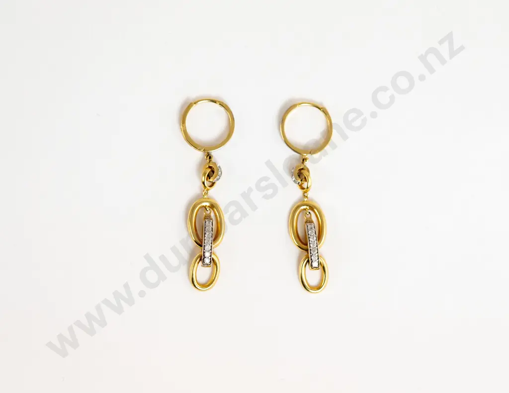 Pair 18ct 42Stone Diamond Pendant Drop Earrings Image 1++