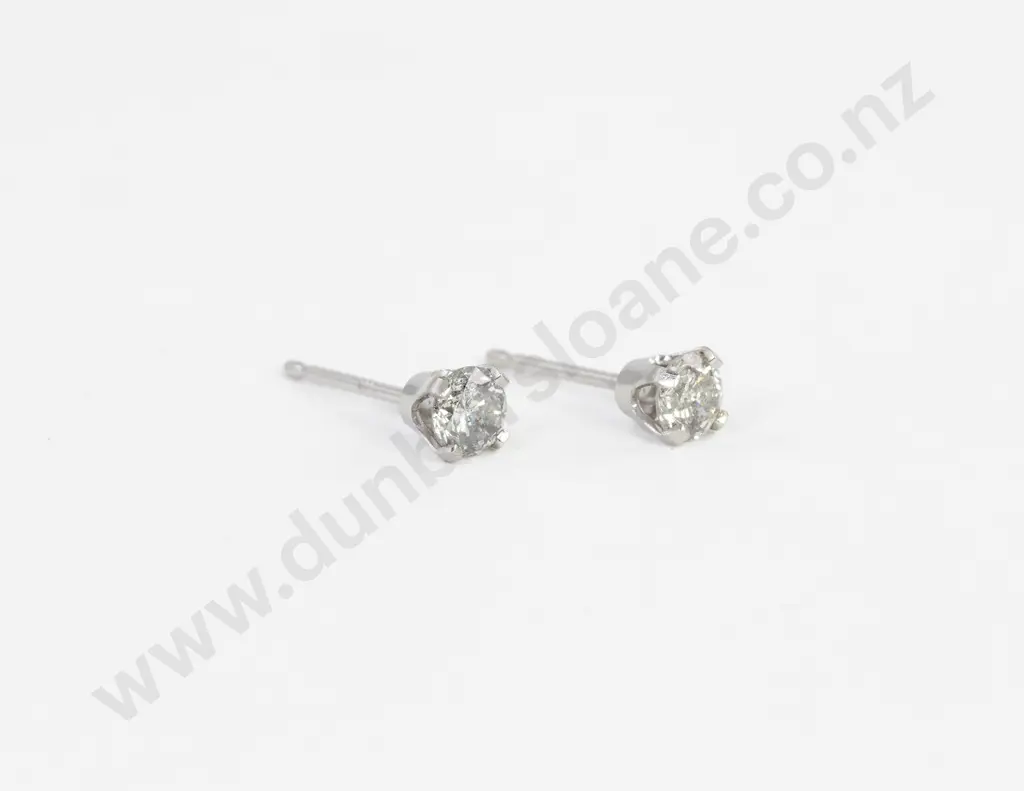 Pair 14ct White Gold Diamond Stud Earrings Image 1++