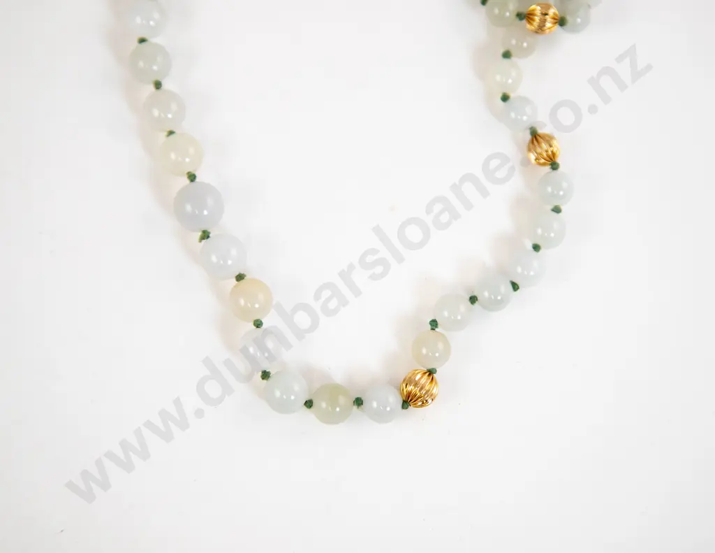 14ct Single Strand Jade  Bead Necklace Image 1++