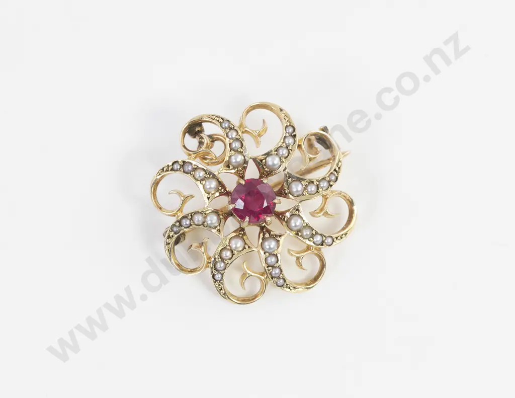14ct Imitation Ruby and Seed Pearl Brooch/Pendant Image 1++