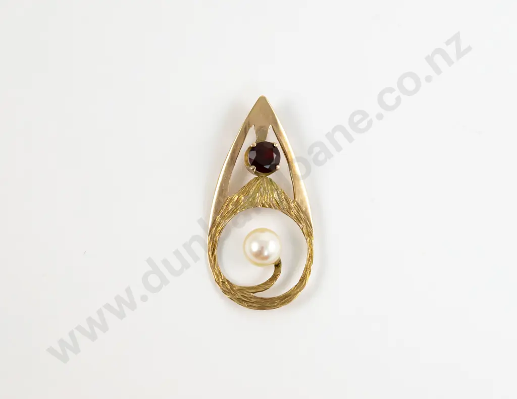 9ct Modern Design Single Garnet and Cultural Pearl Pendant Image 1++