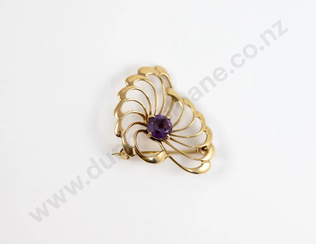 9ct Modern Design Single Amethyst Brooch Image 1++
