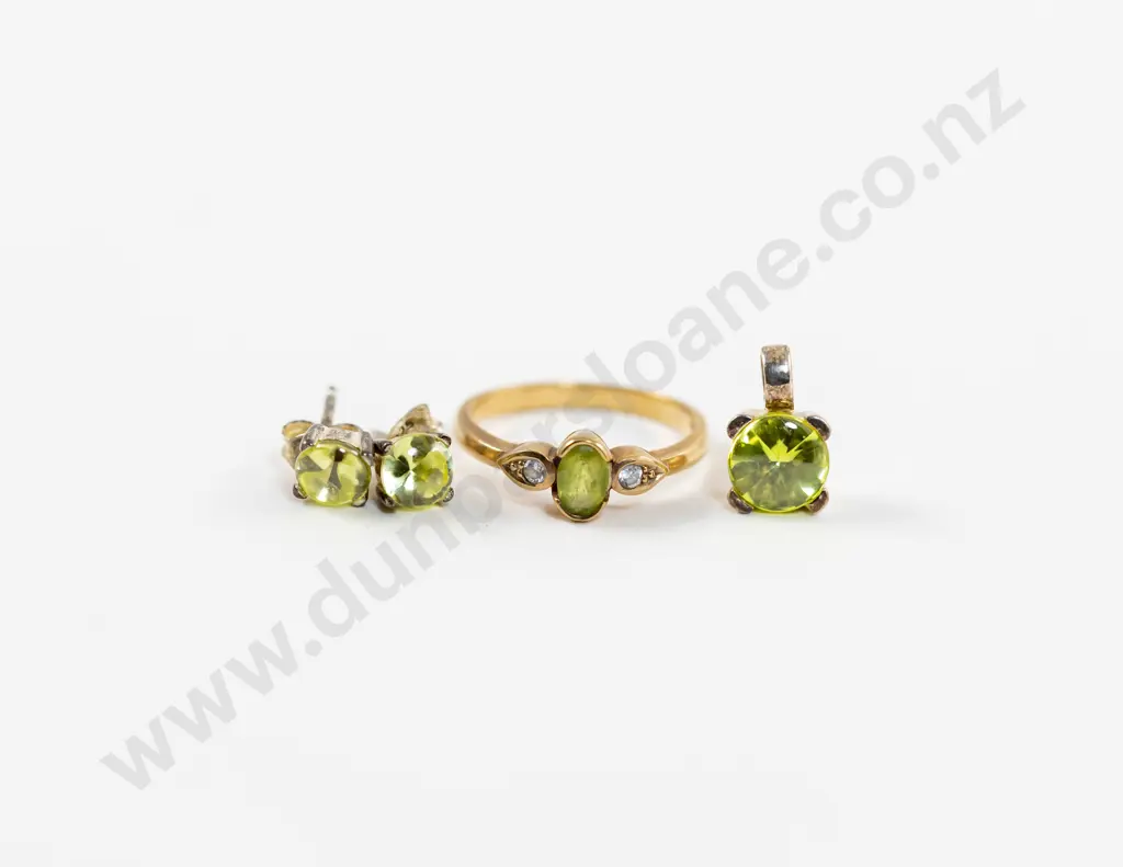 9ct Three Stone Green Peridot & Diamond Ring with S/S and Crystal Pendant and Earrings Image 1++
