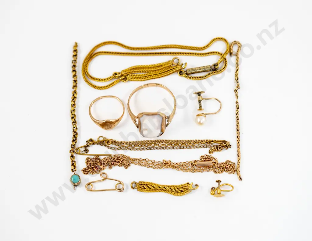 9ct Gold Pieces for Scrap Image 1++