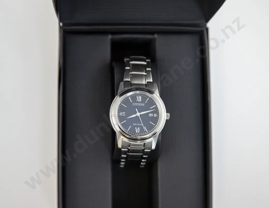 As New Cased Citizen Eco-Drive Gents/Ladies Stainless Steel Wristwatch Image 1++