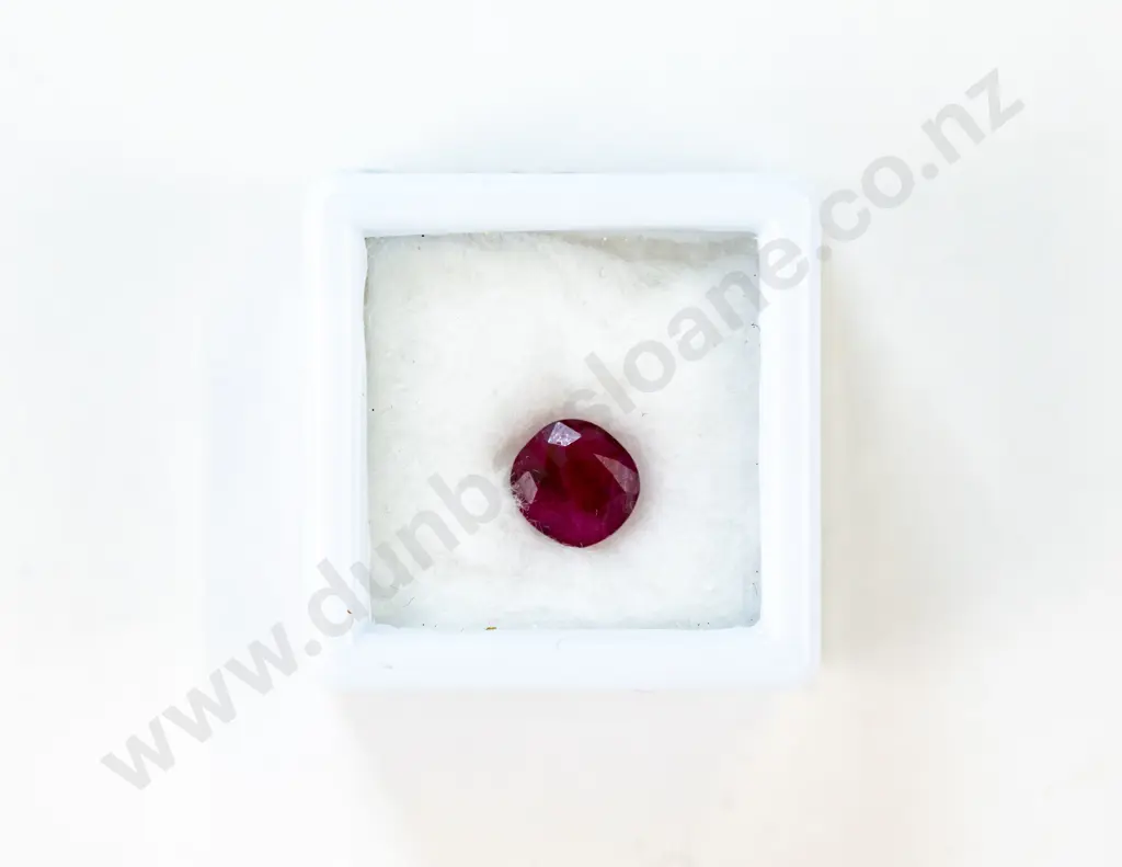 Unmounted Deep Red Ruby Image 1++