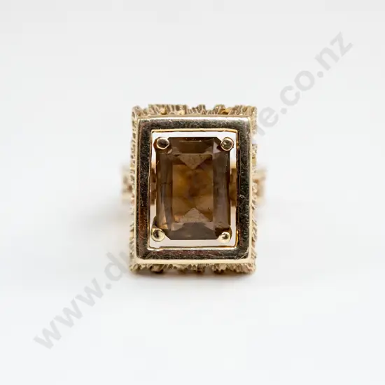 Peter Minturn 9ct Large Single Smokey Quartz Dress Ring