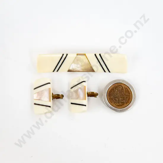 NZ Artist Matthew McIntyre Wilson Tiki Brooch with Bone Brooch and Earrings Set