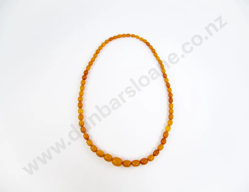 Vintage Single Strand Graduated Amber Necklace Image 1++