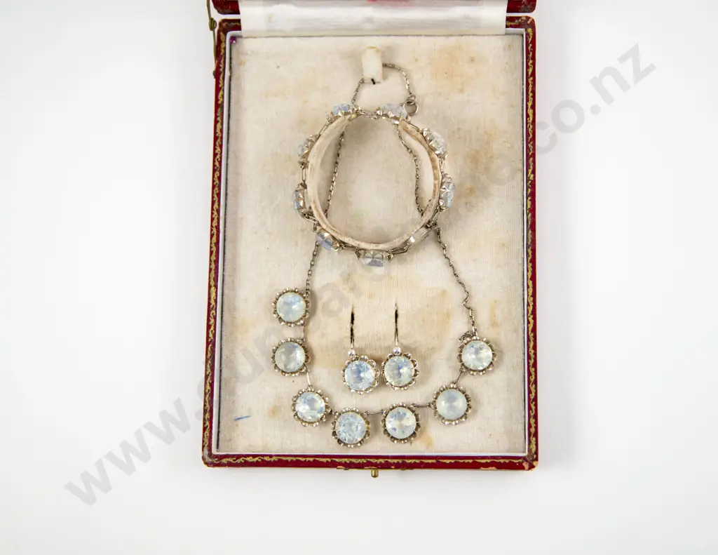 Silver Aquamarine Paste Necklace Image 1++