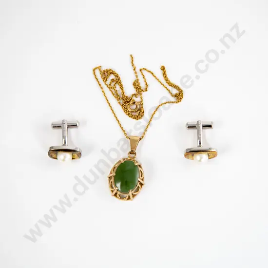 9ct Greenstone Pendant with Pair of Silver Pearl Cufflinks