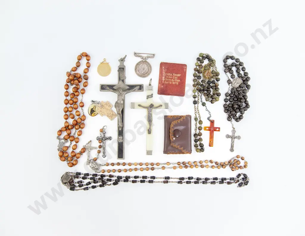 Collection of Five Roman Catholic Rosary and Two Cross Pendants Image 1++