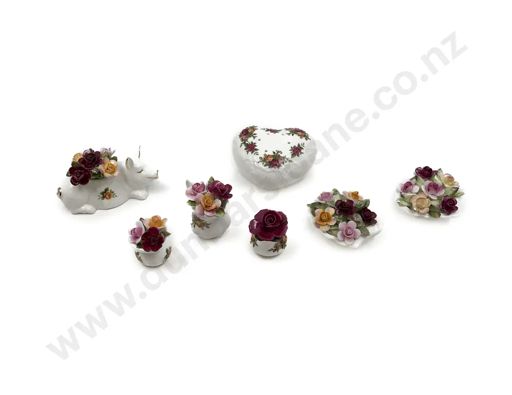 Collection of RA Old Country Roses Including Pomander and Miniatures (7pce) Image 1++