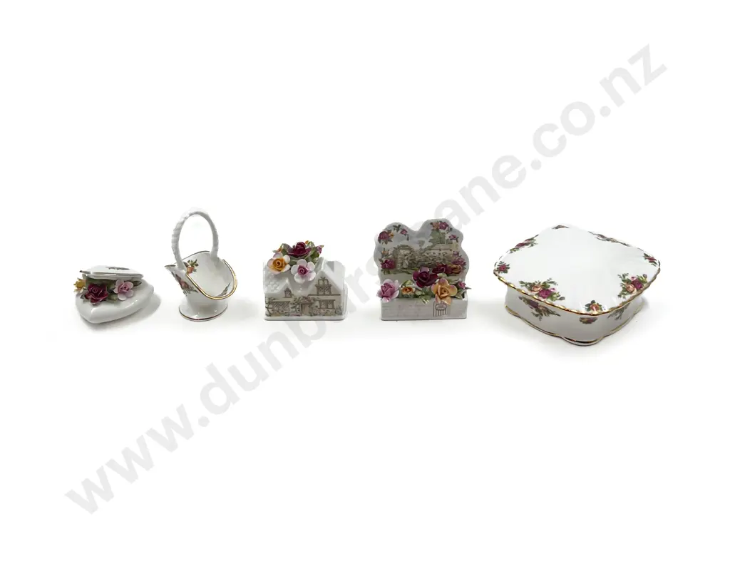 Collection of RA Old Country Roses Including Trinket Box and Posies (6pce) Image 1++