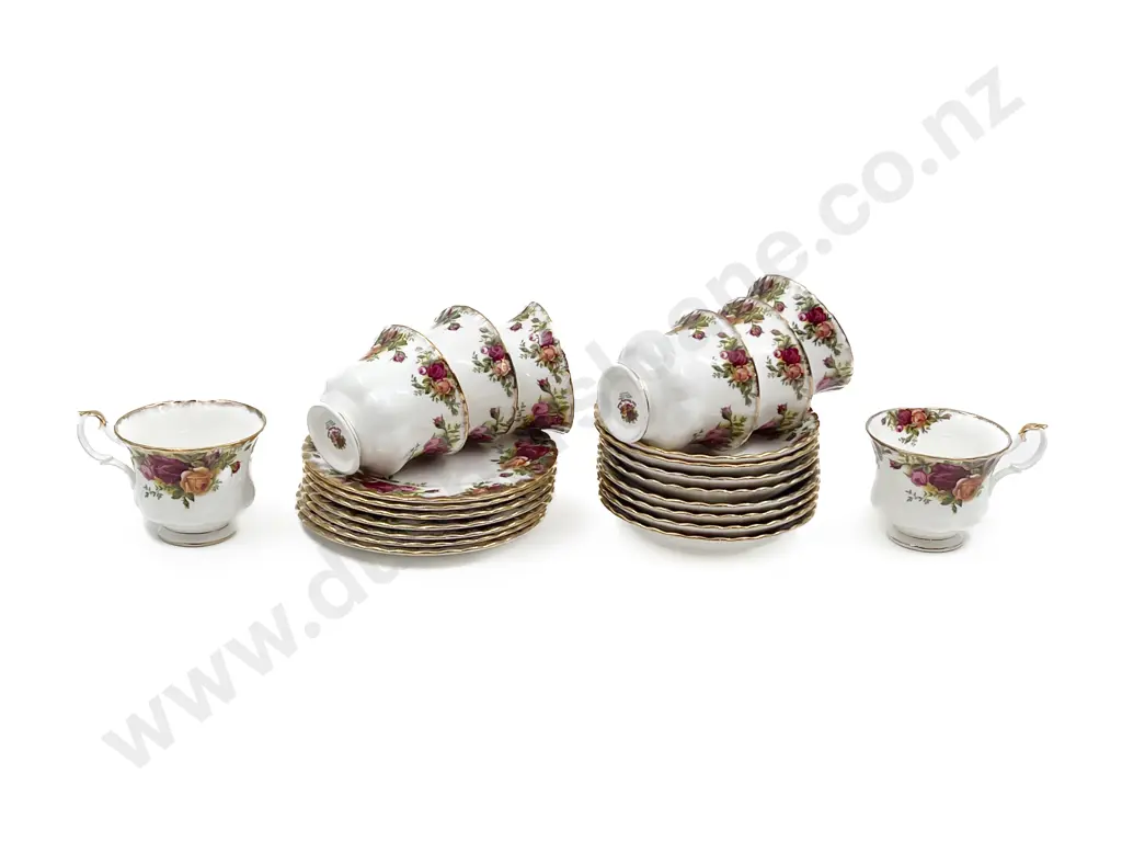 RA Old Country Roses Eight Teacup Saucer and Plate Sets Image 1++
