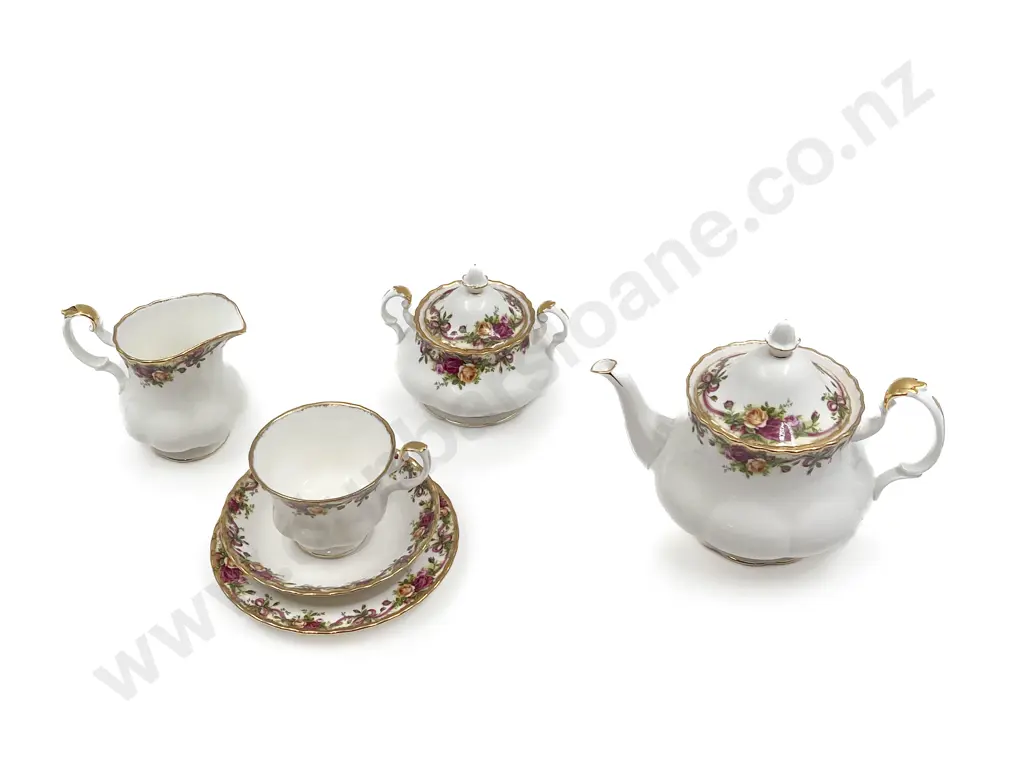 RA Old Country Roses Ruby Celebration 3pce Tea Set with CSP Image 1++