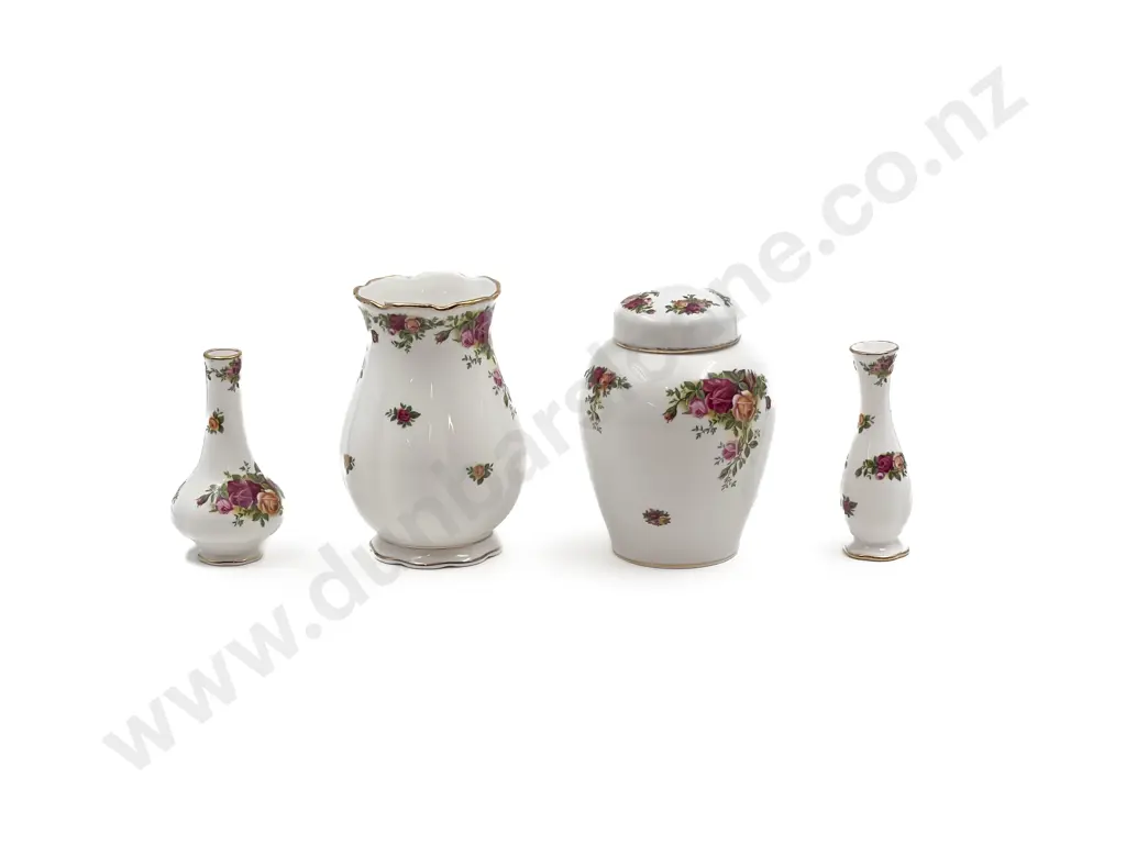 Collection of RA Old Country Roses Including Ginger Jar and Vases (4pce) Image 1++