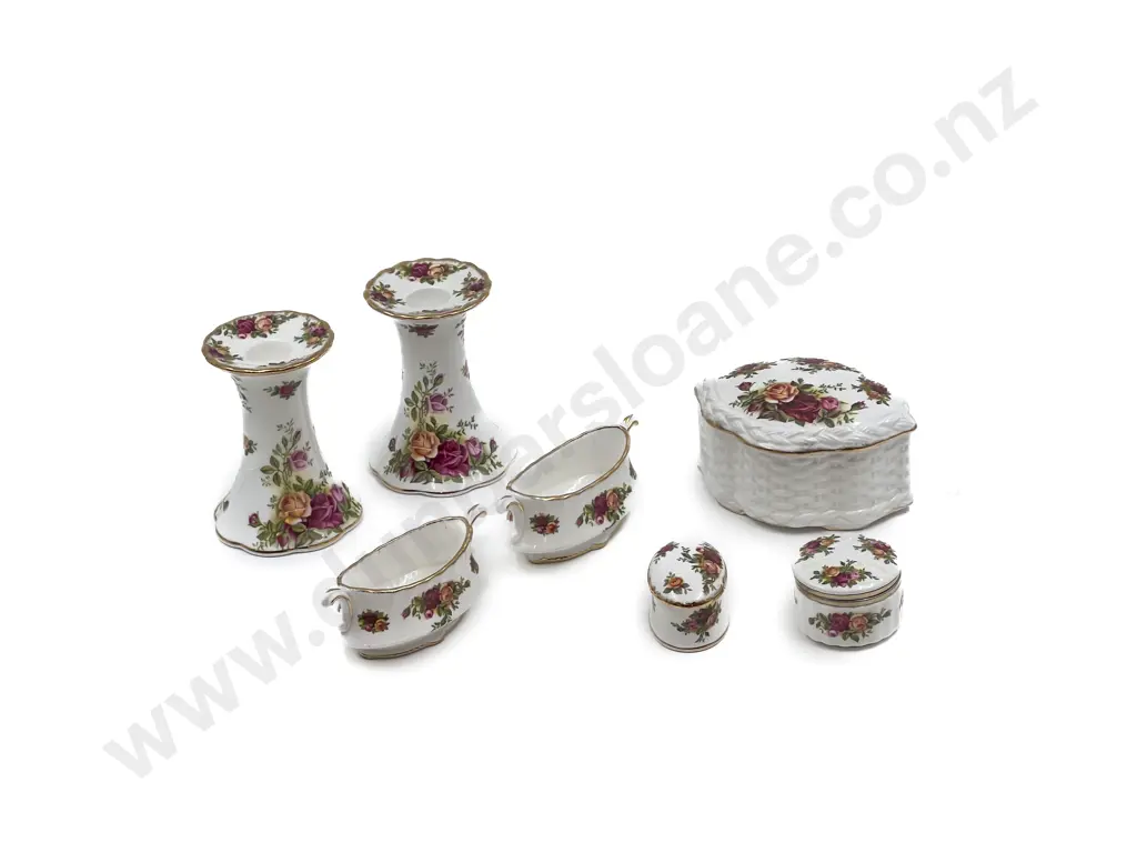 Collection of RA Old Country Roses Including Pair of Candle Holders and Trinket Box etc (7pce) Image 1++