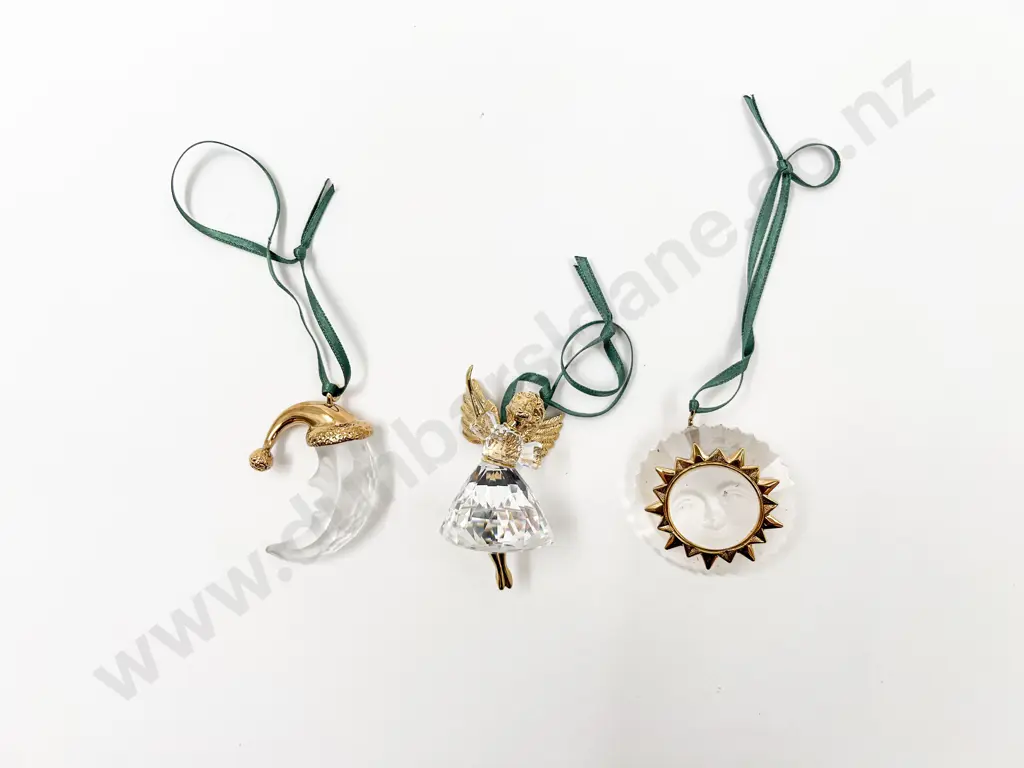 Three Christmas Memories Ornaments Image 1++