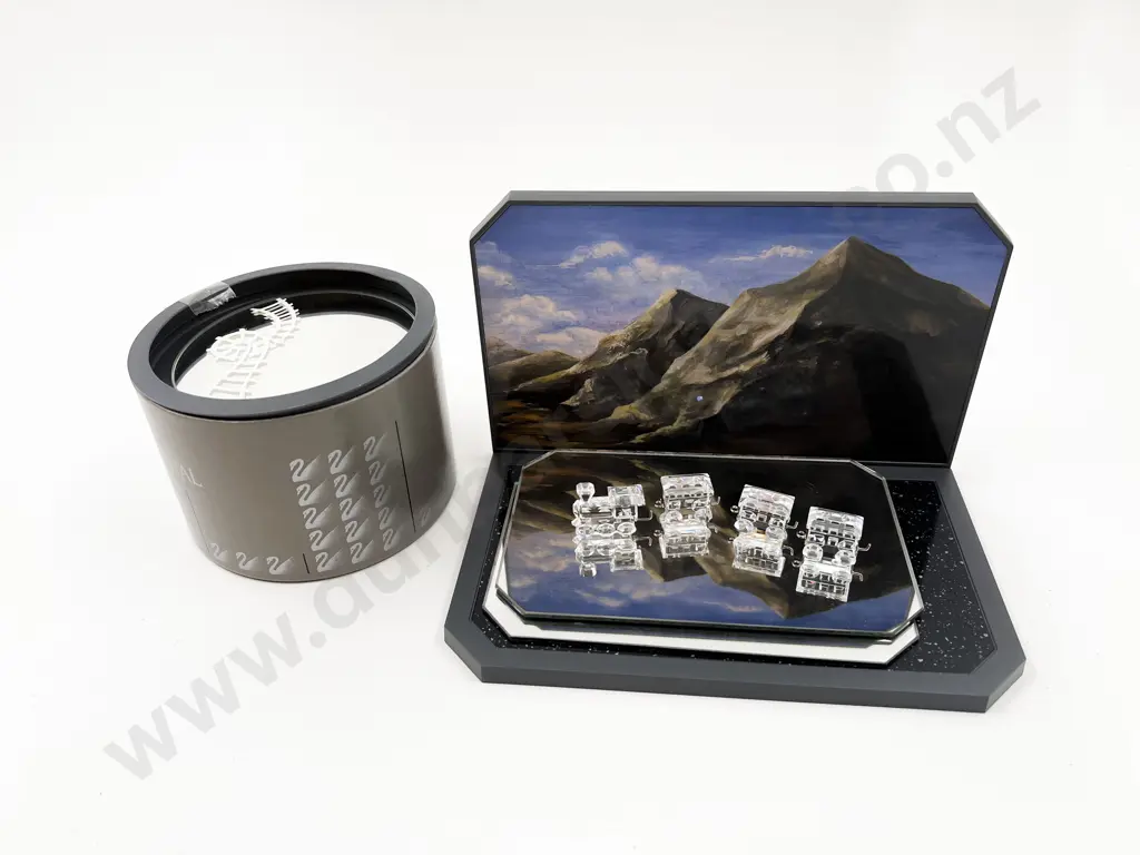 Swarovski Miniature Train Set Image 1++