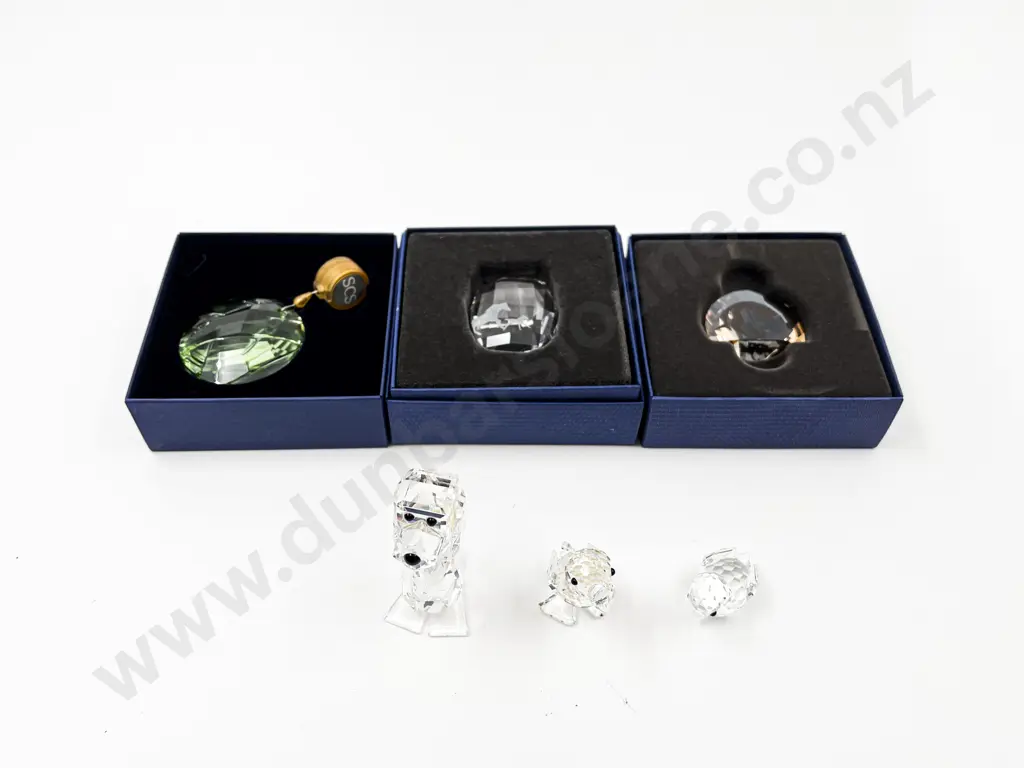 Six Swarovski Crystal Ornaments Image 1++