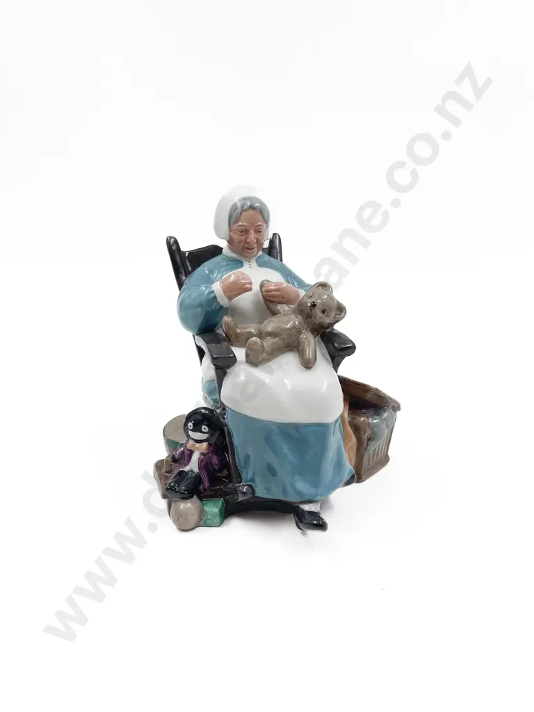 RD Figure Nanny HN 2221 Image 1++