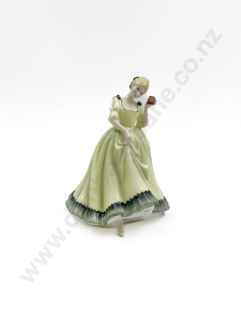 RD Figure Paula HN 2906 Image 1++
