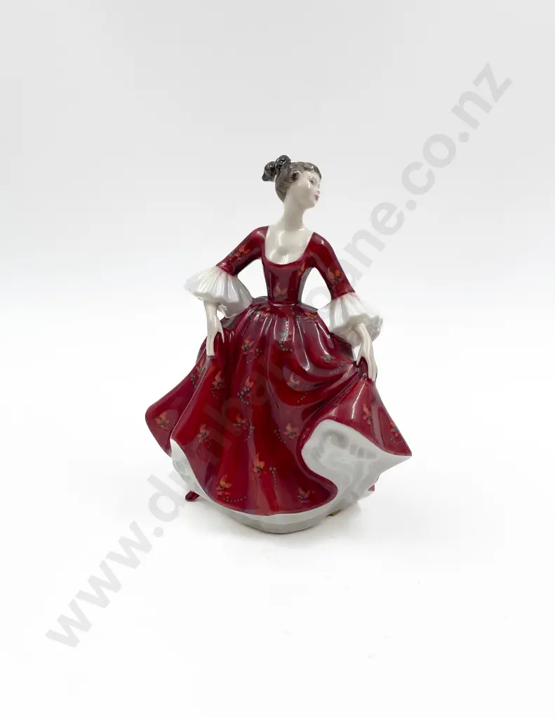 RD Figure Stephanie HN 2811 Image 1++