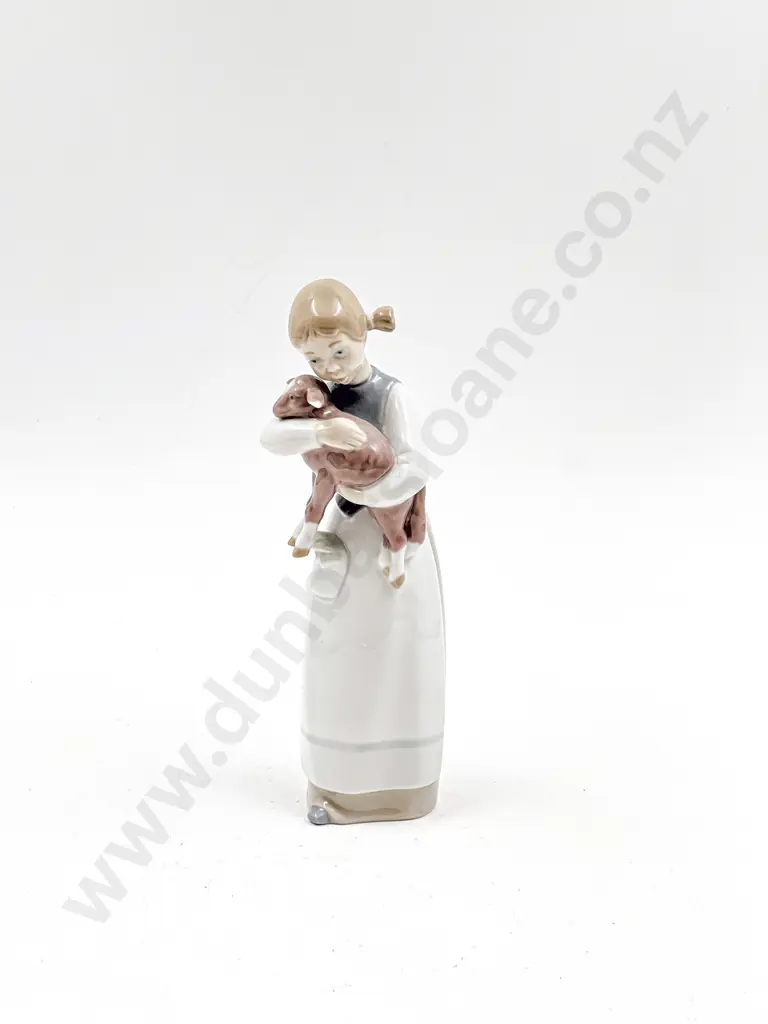 Lladro Figure Young Girl Image 1++