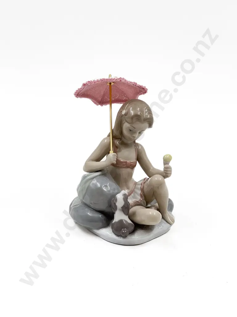 Lladro Figure Mondays Child Image 1++