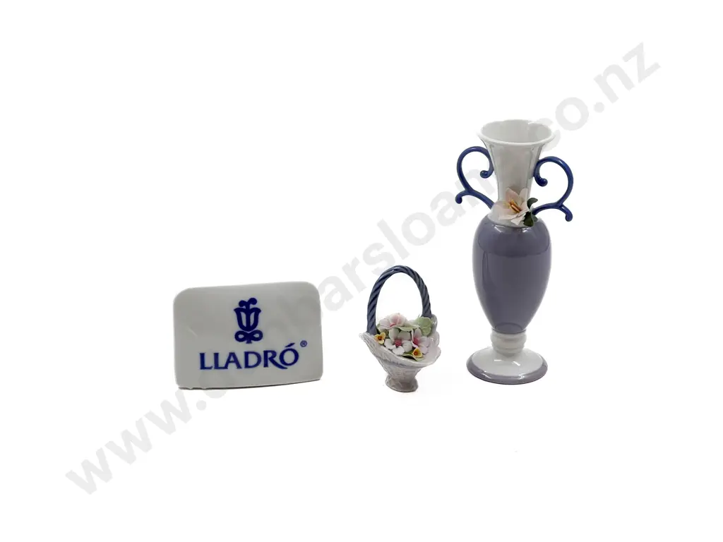 Three Pieces of Lladro Image 1++