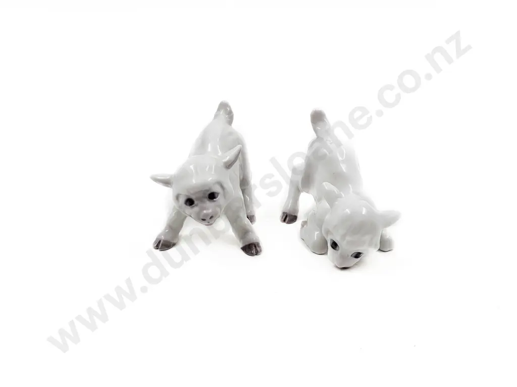Two B&G Sheep Figurines Image 1++