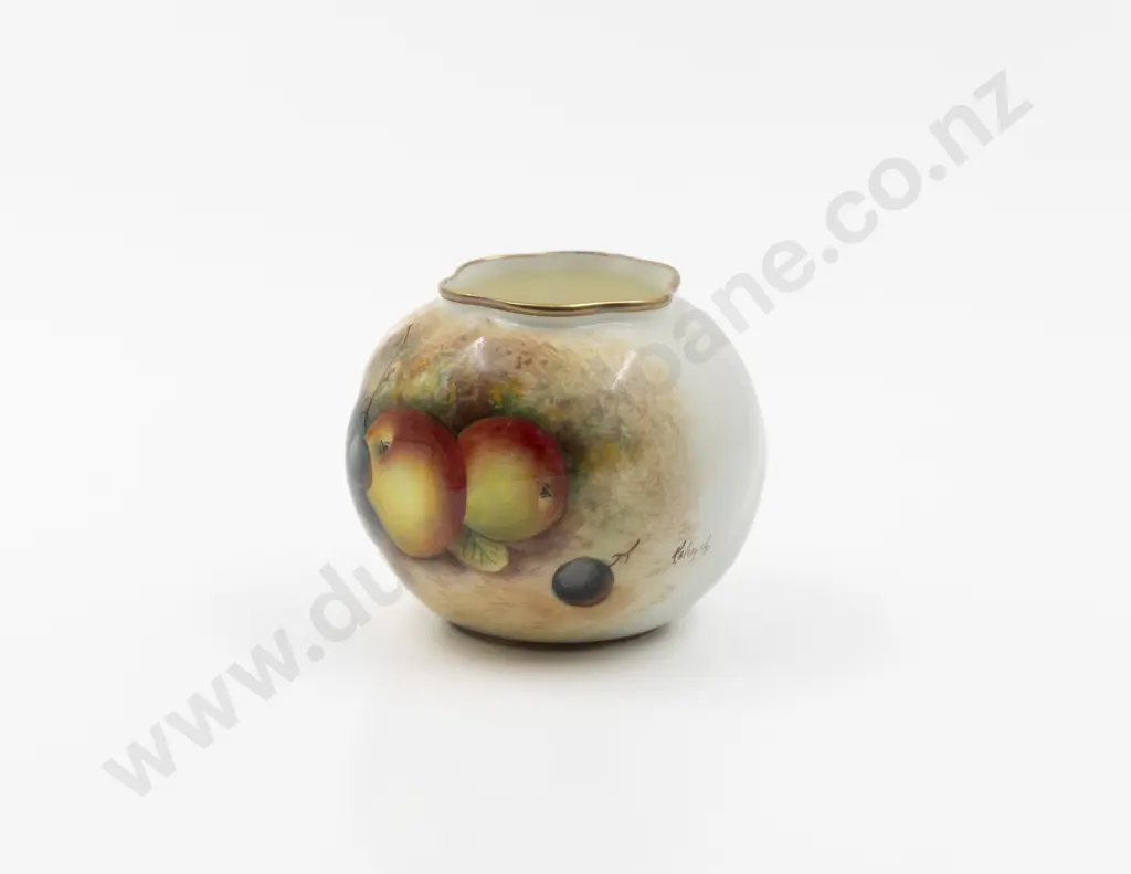 Royal Worcester Squat Spherical Posy Vase Image 1++