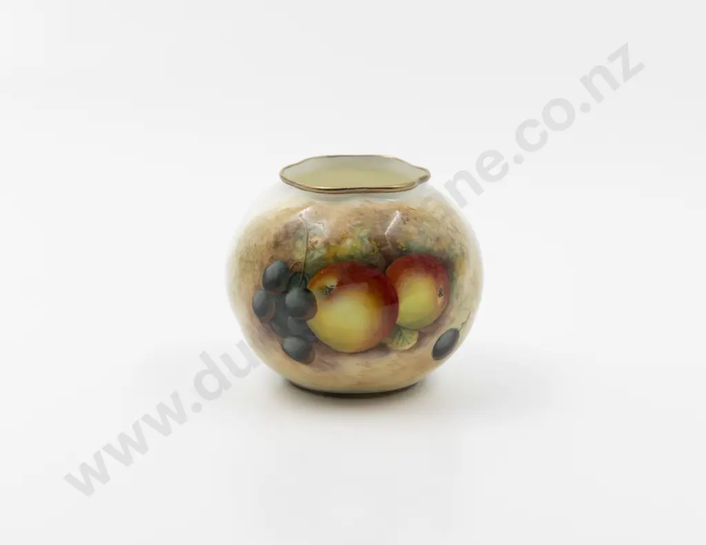 Royal Worcester Squat Spherical Posy Vase Image 1++