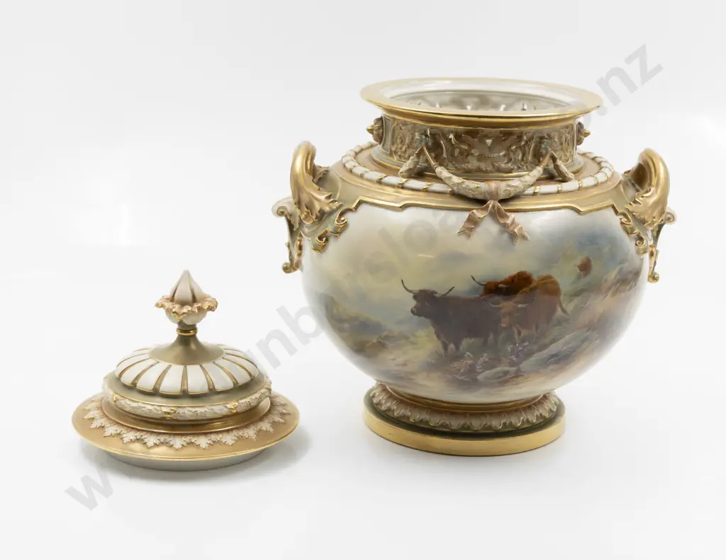 Royal Worcester Handled Pot Pourri Urn and Cover Image 1++