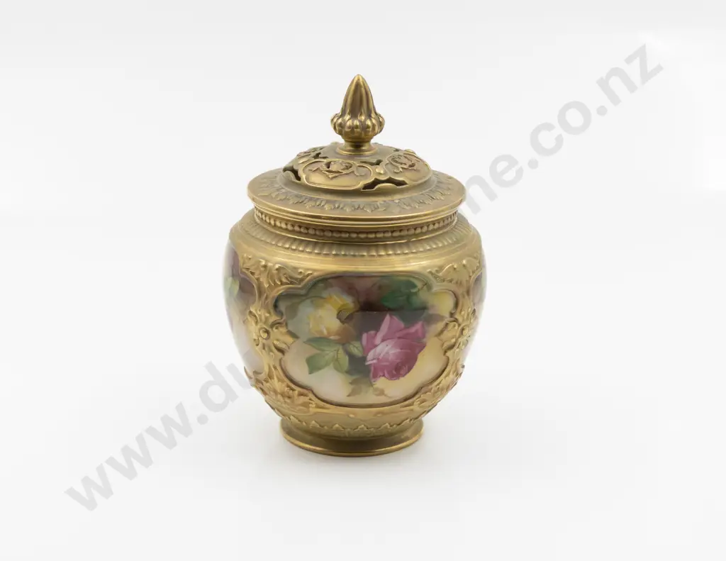 Royal Worcester Potpourri Vase and Cover Image 1++