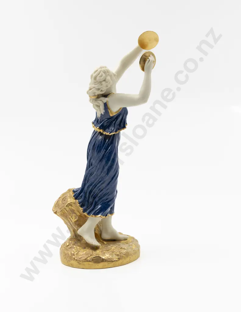 Royal Worcester Figure Image 1++
