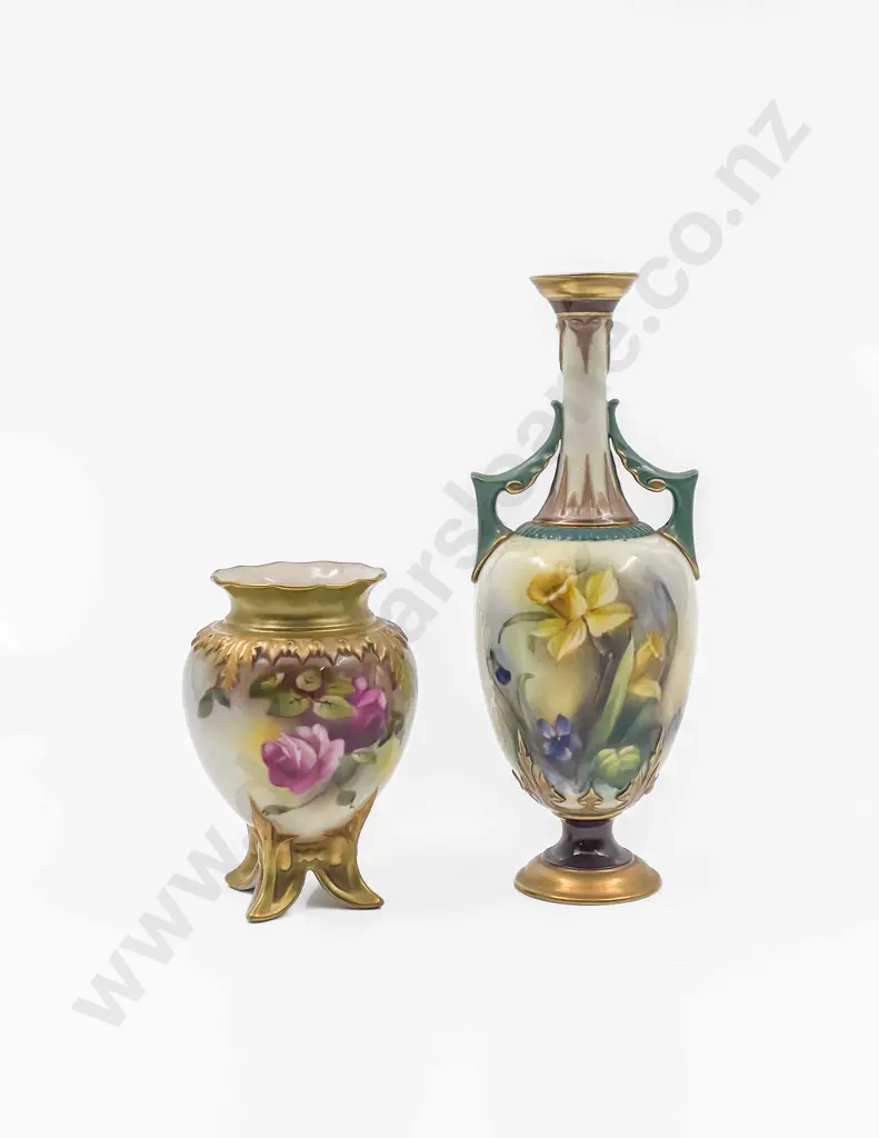 Royal Worcester Ovoid Footed Posy Pot Image 1++