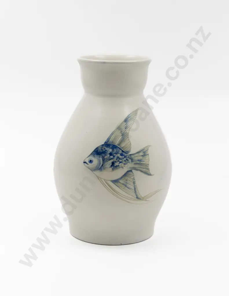 1930s Moorcroft White Glazed Fish Decorated Vase Image 1++