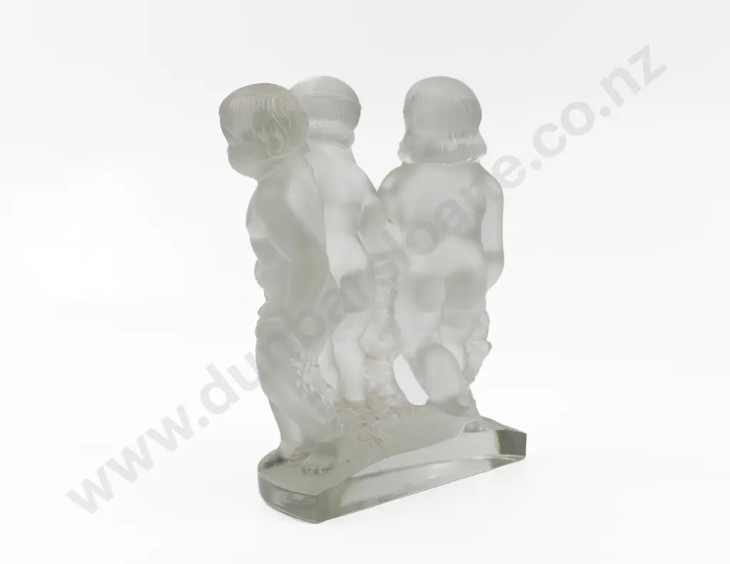 Lalique "Luxembourg" Three Cherub Figure Group Image 1++