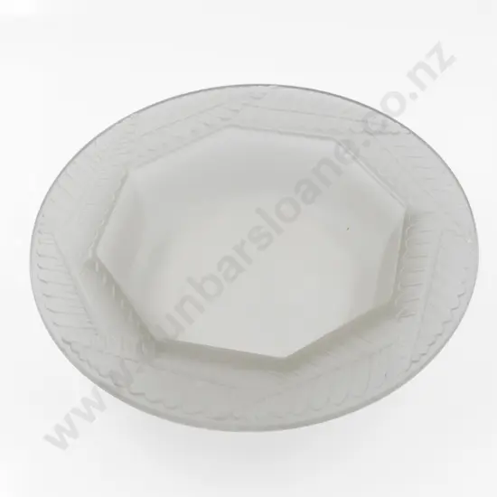 Lalique Fern Leaf Rimmed Frosted glass Fruit Bowl