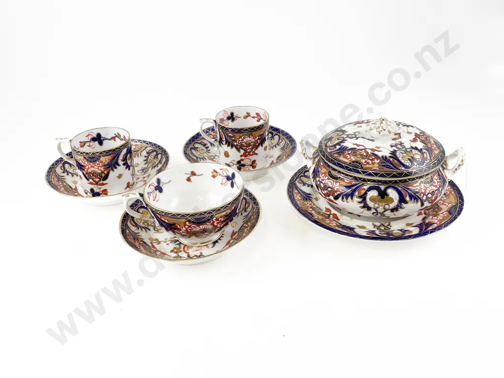 Early C19th Crown Derby Tea Ware Image 1++