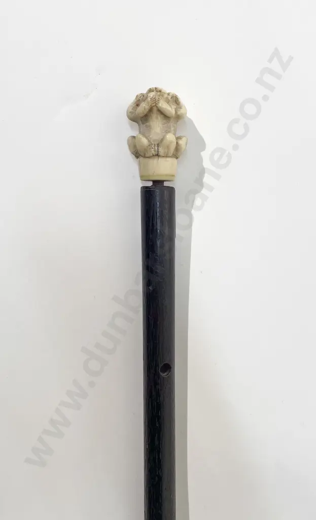 Late Vict Ebonised Walking Cane With Carved Ivory Top Image 1++