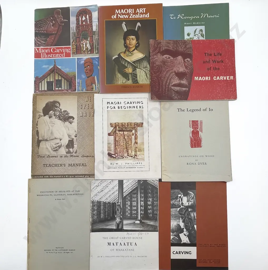 Collection Of 10 Various Maori Booklets Image 1++